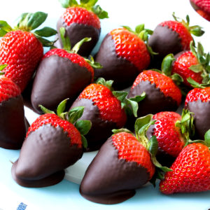 Finished chocolate covered strawberries