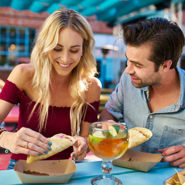 couple dining out on first date restaurant