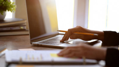 Computer user understanding taxes
