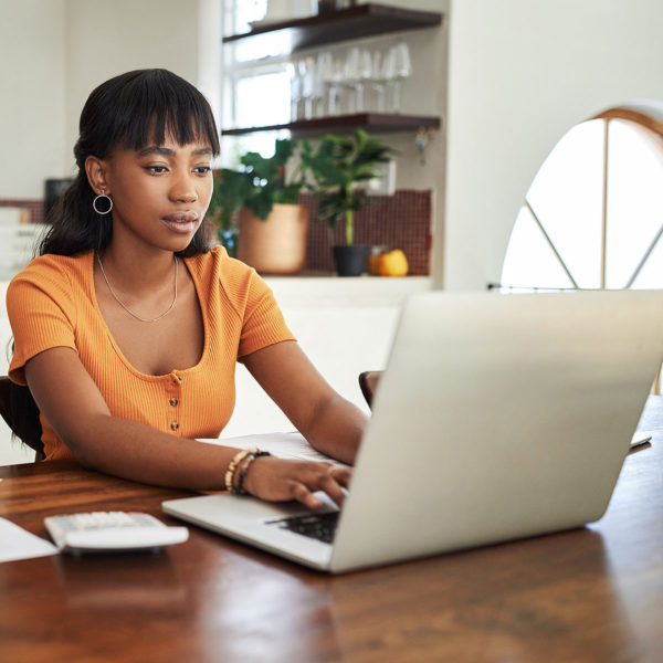 young lady online trying to pay taxes